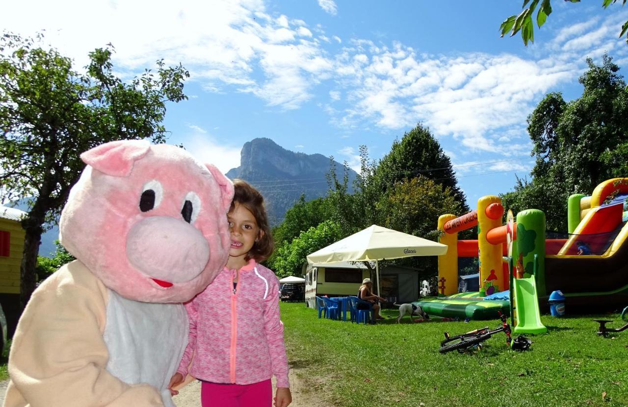 Camping Le Verger Fleuri Lathuile Extérieur photo